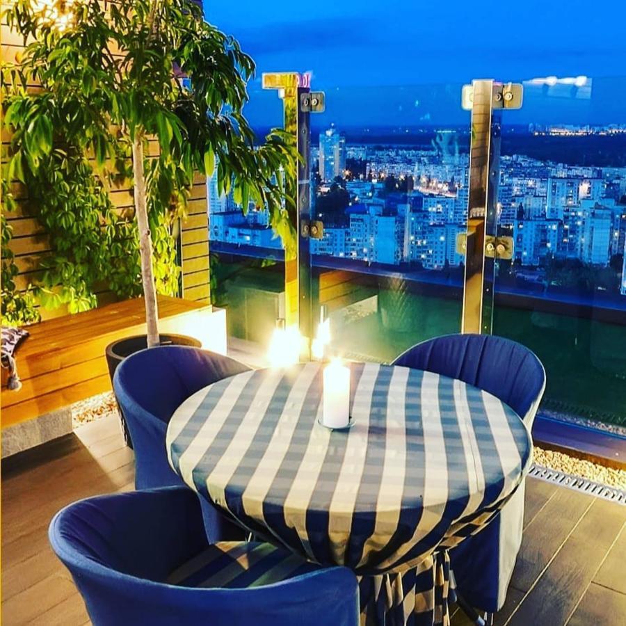 1 Room 60M2 Center Of Obolon Near River Side. With Terrace. 22 Floor 基輔 外观 照片
